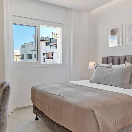 파포스 Phaedrus Living: Seaview Luxury Flat Limnaria 150 아파트 외부 사진