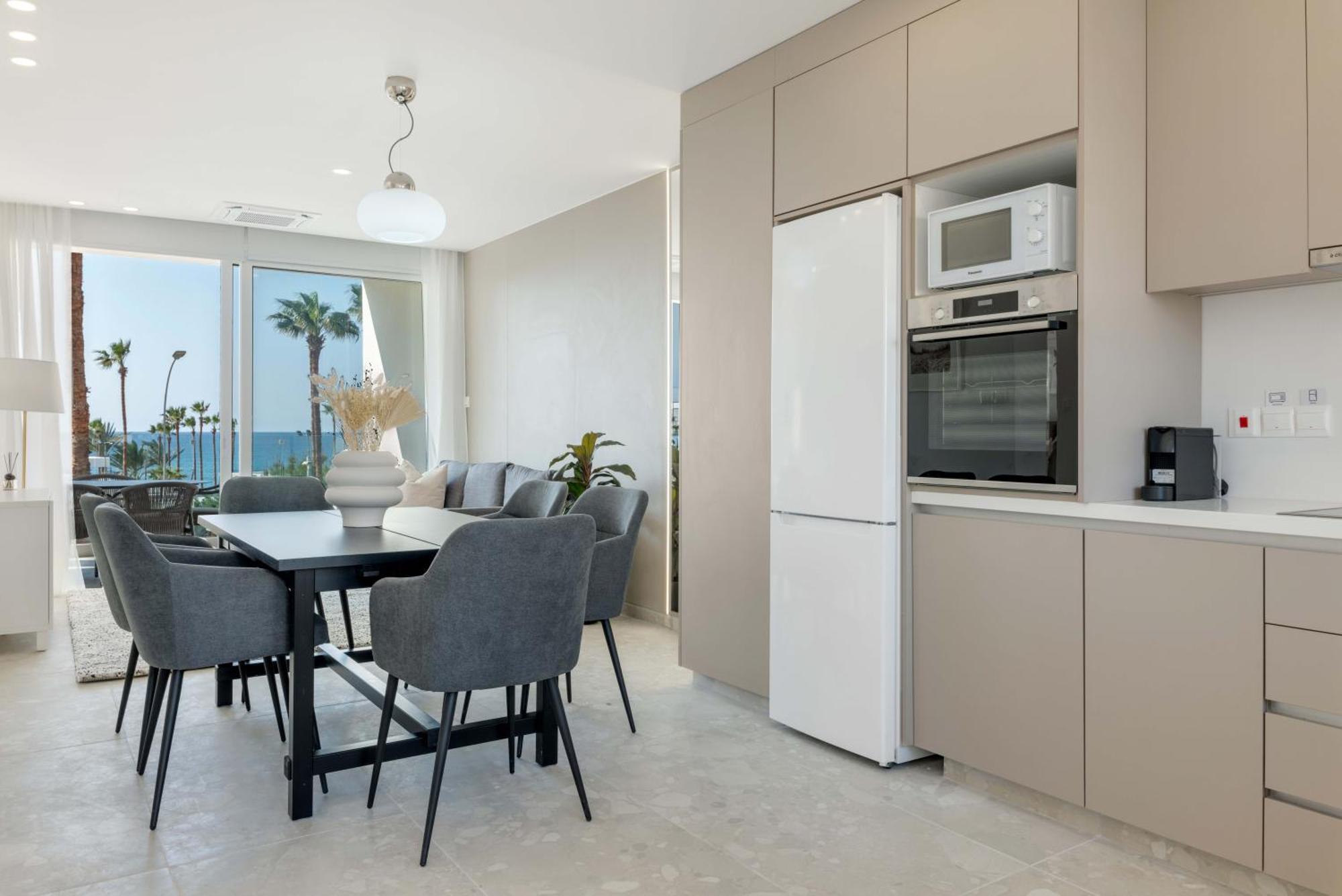 파포스 Phaedrus Living: Seaview Luxury Flat Limnaria 150 아파트 외부 사진